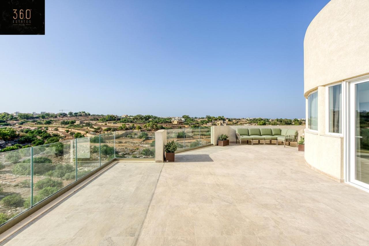 Appartamento Luxury Beautiful Penthouse With Amazing Views & Ac By 360 Estates Marsaxlokk Esterno foto