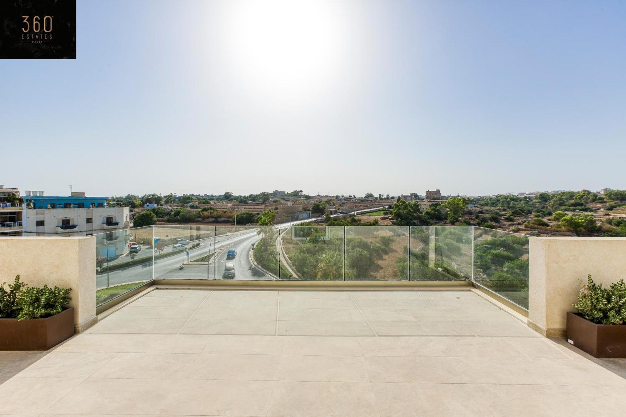 Appartamento Luxury Beautiful Penthouse With Amazing Views & Ac By 360 Estates Marsaxlokk Esterno foto